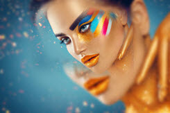 Hair- and Make Up Artist